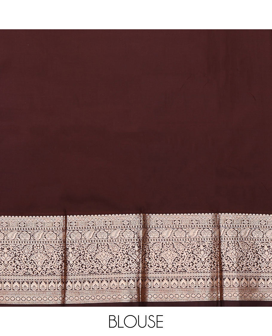 Green Budget Silk Saree, Masterfully Woven with Zari Buttas, Complemented by a Contrast Traditional Zari Border, Pallu of Intricate Designs, and a Contrast Blouse