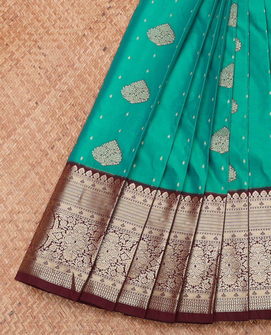 Green Budget Silk Saree, Beautified with Zari Buttas, Complemented by a Contrast Traditional Zari Design Border, Grand Pallu, and a Contrast Blouse