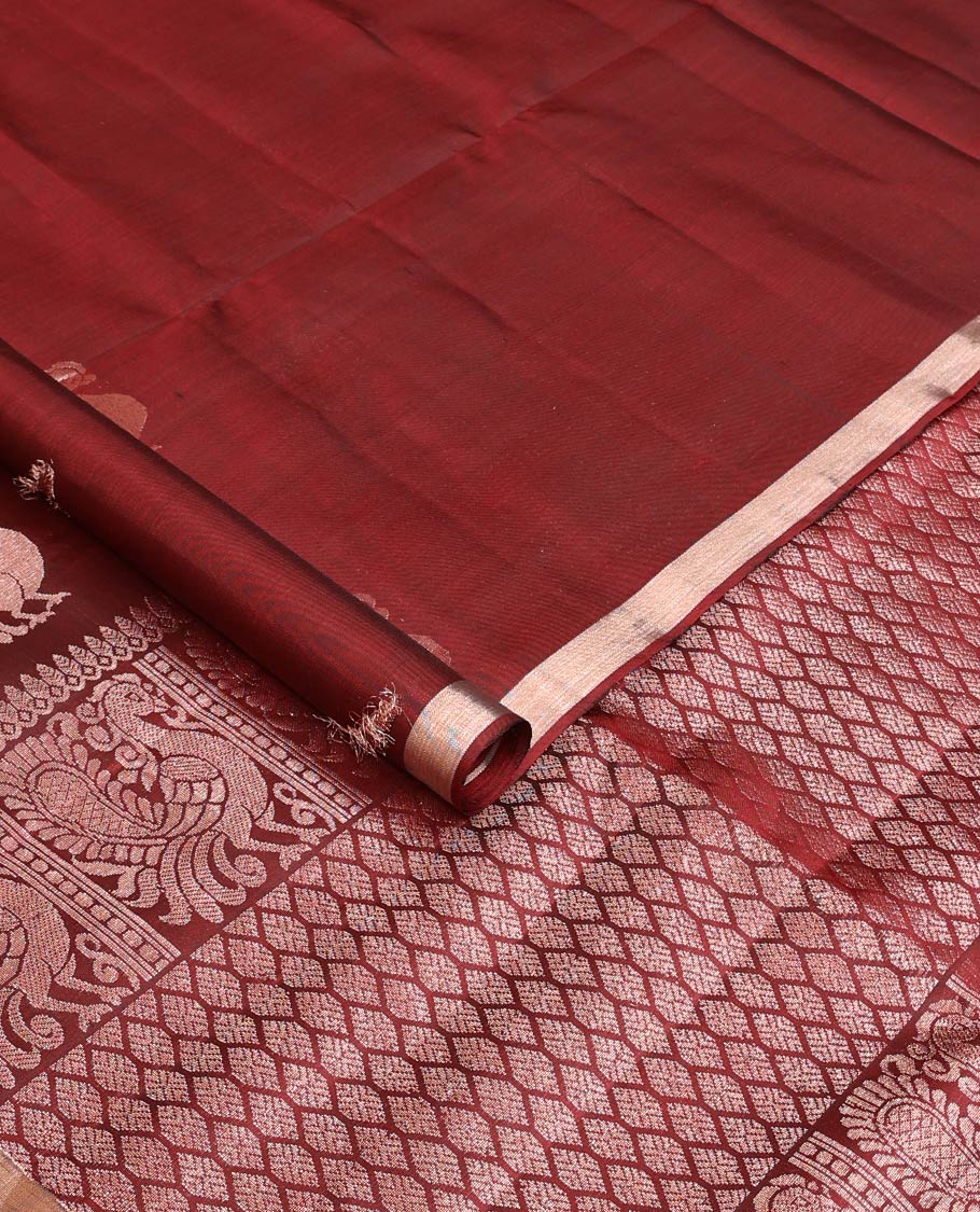 Maroon mayil motifs zari woven soft silk saree, zari piping border, and ogee patterned pallu