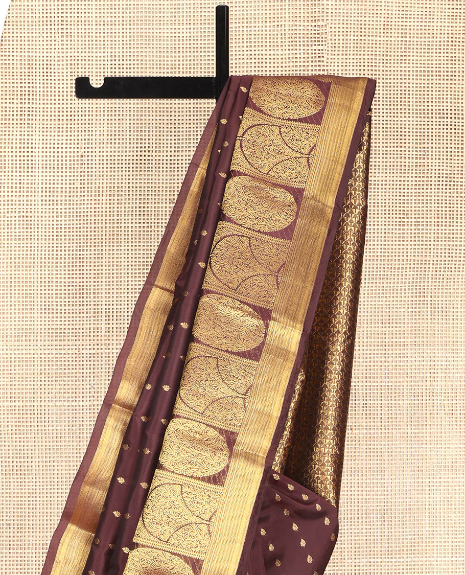 Brown Vasundhara Lite Silk Mix Saree, Adorned with Zari Buttas on Its Body, Highlighted by a Zari Border of Temple Traditional Zari Designs, Pallu Steeped with Arrow Motifs, and Paired with a Matching Blouse