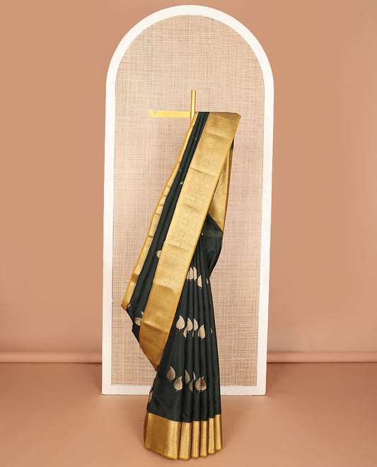 Green leaf zari buttas vasundhara silk mix saree, contrast border of rekku,muthu & manga design & zari-rich jaal pallu