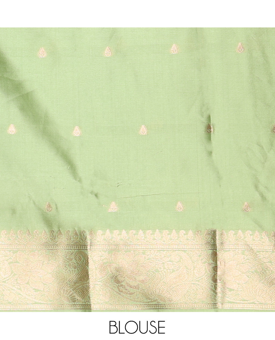 Borderless Olive Green Kanchi Silk Saree, Majestically Detailed with Zari Buttas, Intricate Pallu, and a Matching Blouse
