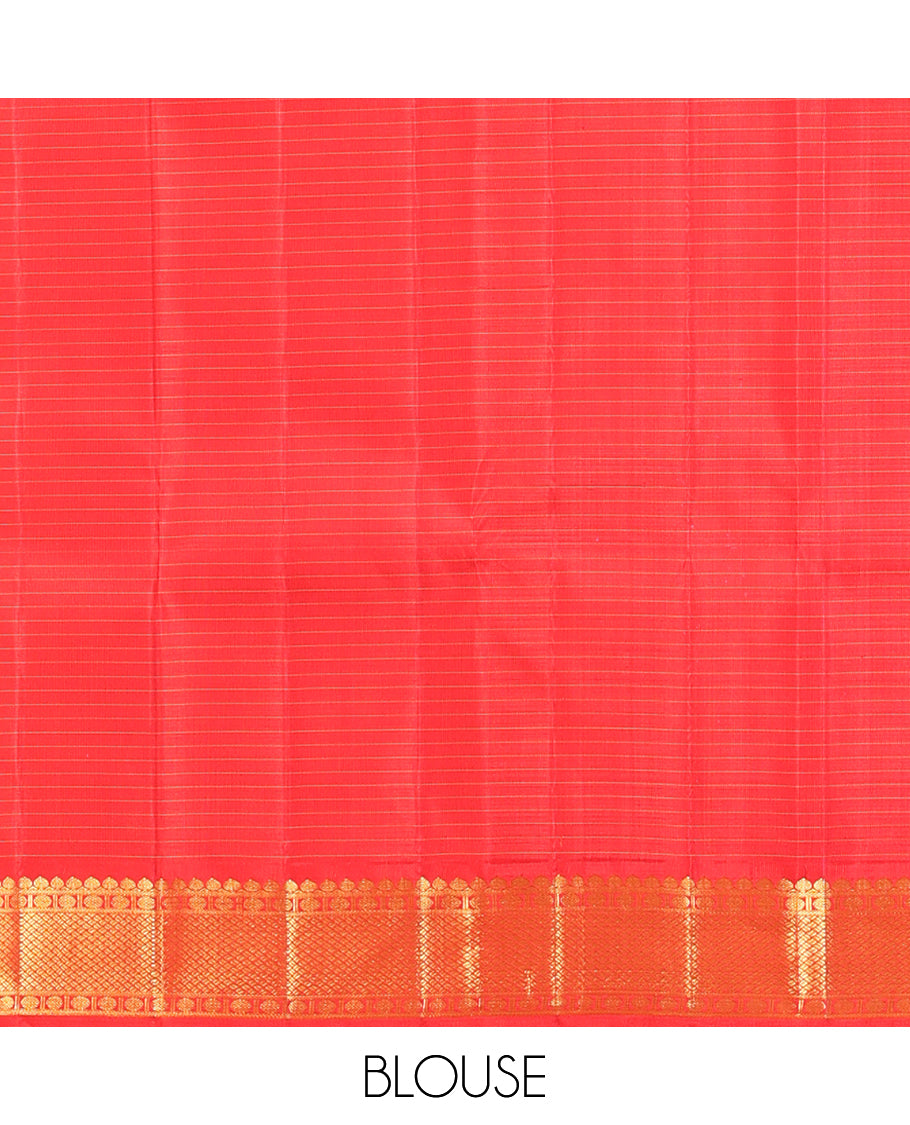 Green Checked Kanchipuram Silk Saree, Complemented by a Contrast Korvai Border of Thilakam, Poun, and Jaal Designs, Grand Jaal Pallu, and a Contrast Blouse