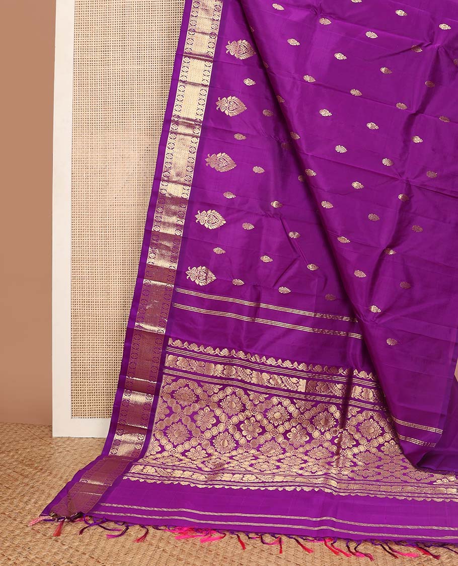 Purple buttas kancheepuram silk saree with contrast zari design border & floral design pallu