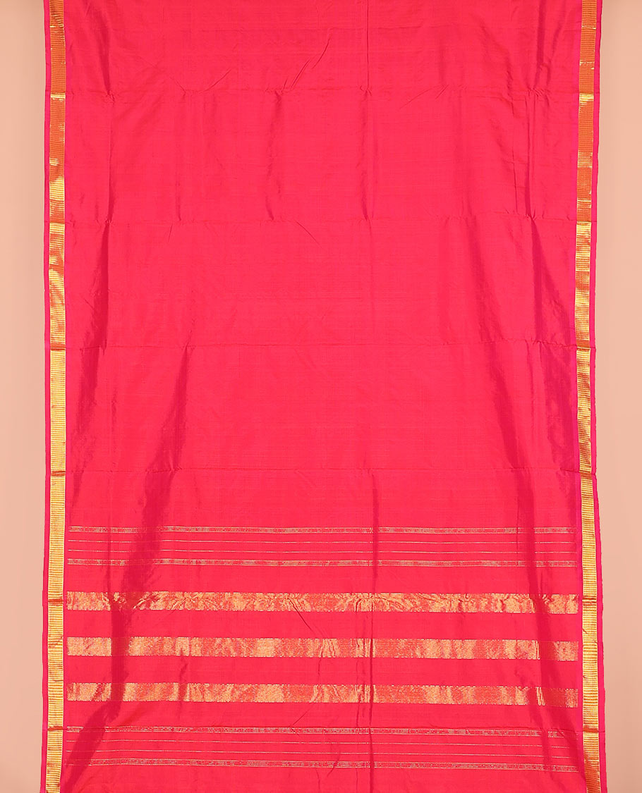 Pink plain nine-yard silk saree, zari border, and pallu of zari designs