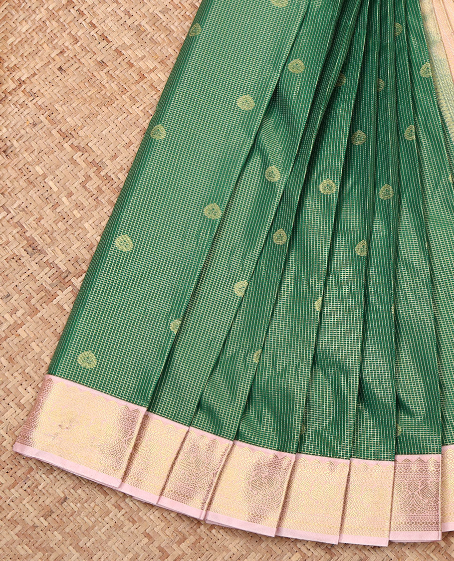 Green Budget Silk Saree, Gleamed Up with Zari Buttas and Checks, Complemented by a Contrast Traditional Border, Grand Pallu, and Contrast Blouse