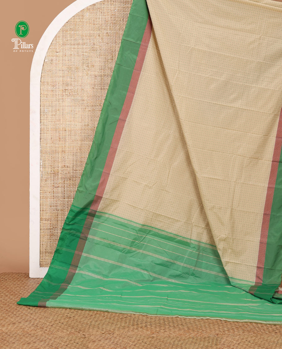 Cream thread butta semi soft silk saree with satin border & lining pallu along with plain blouse