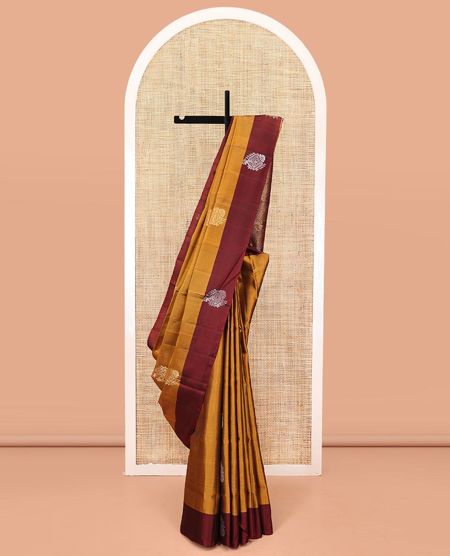 Yellow Mayuri Lite Silk Mix Saree, Adorned with Zari Buttas on Its Body, Complemented by a Contrast Border of Unique Designs, Geometric Patterns Pallu, and Paired with a Contrast Blouse