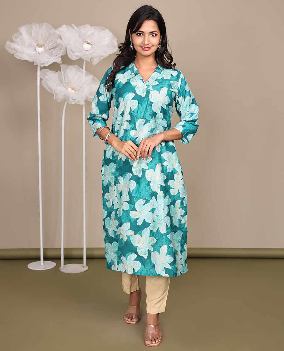 Blue Flower Motifs Printed Below-Knee-Length Cotton Kurti, Adorned with V-Neckline, 3/4 Sleeves, Straight-Cut Length