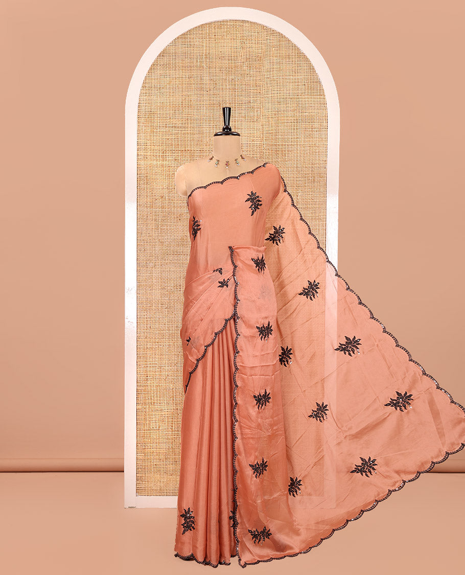 Mauve Rangoli Chiffon Saree, Finely Crafted with Floral Embroidery Motifs on Its Body, Scallop Embroidered Border, Embroidered Pallu, and Paired with a Contrast Blouse