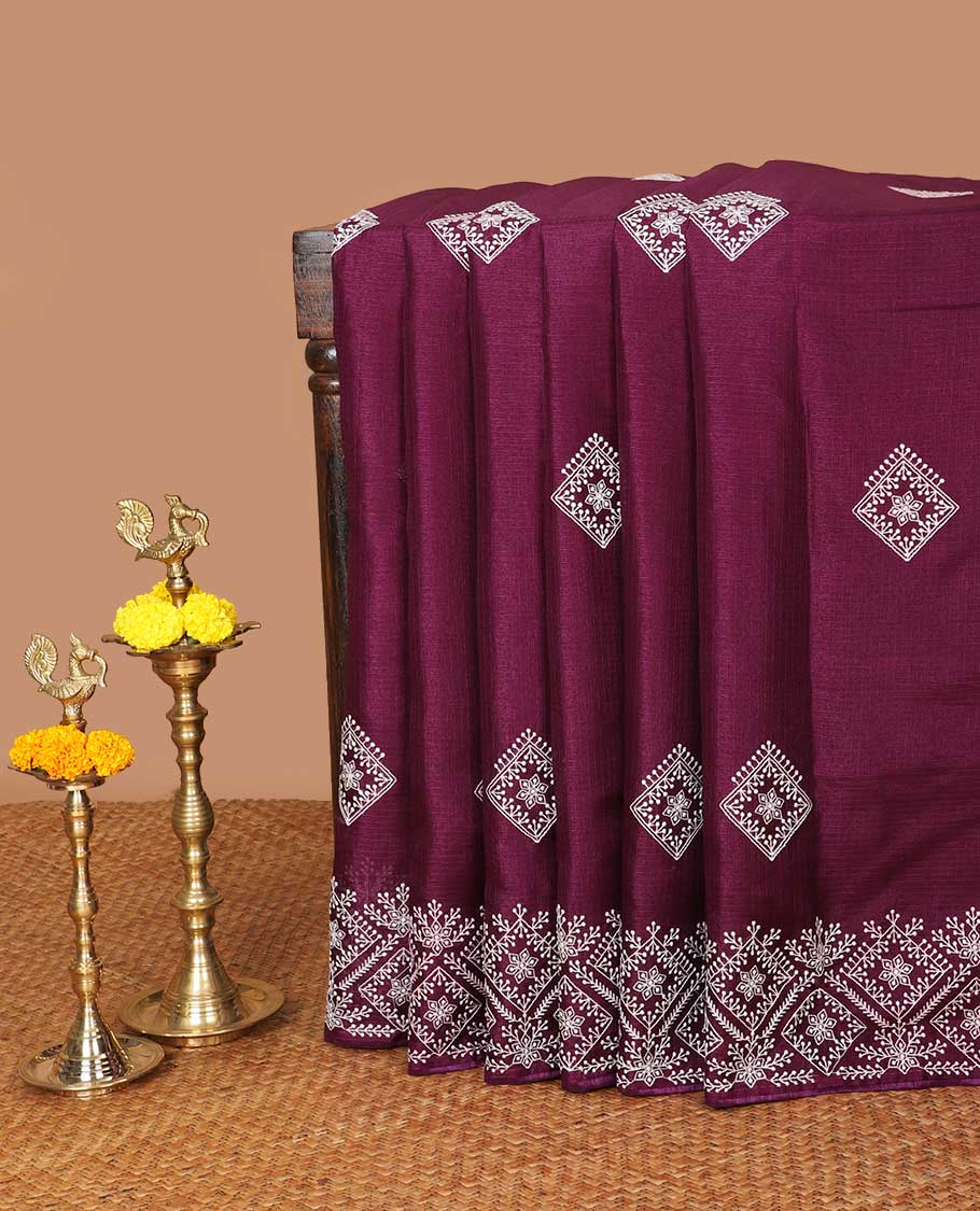 Wine color thread embroidery kotta cotton saree with thread embroidery border & self pallu along with plain blouse