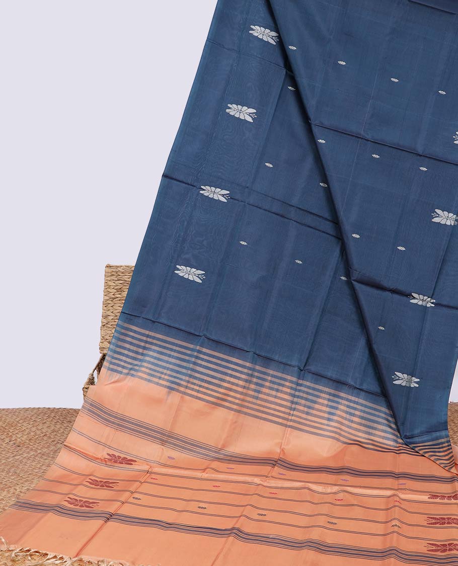 Borderless blue butterfly motifs & striped, butterfly motifs pallu