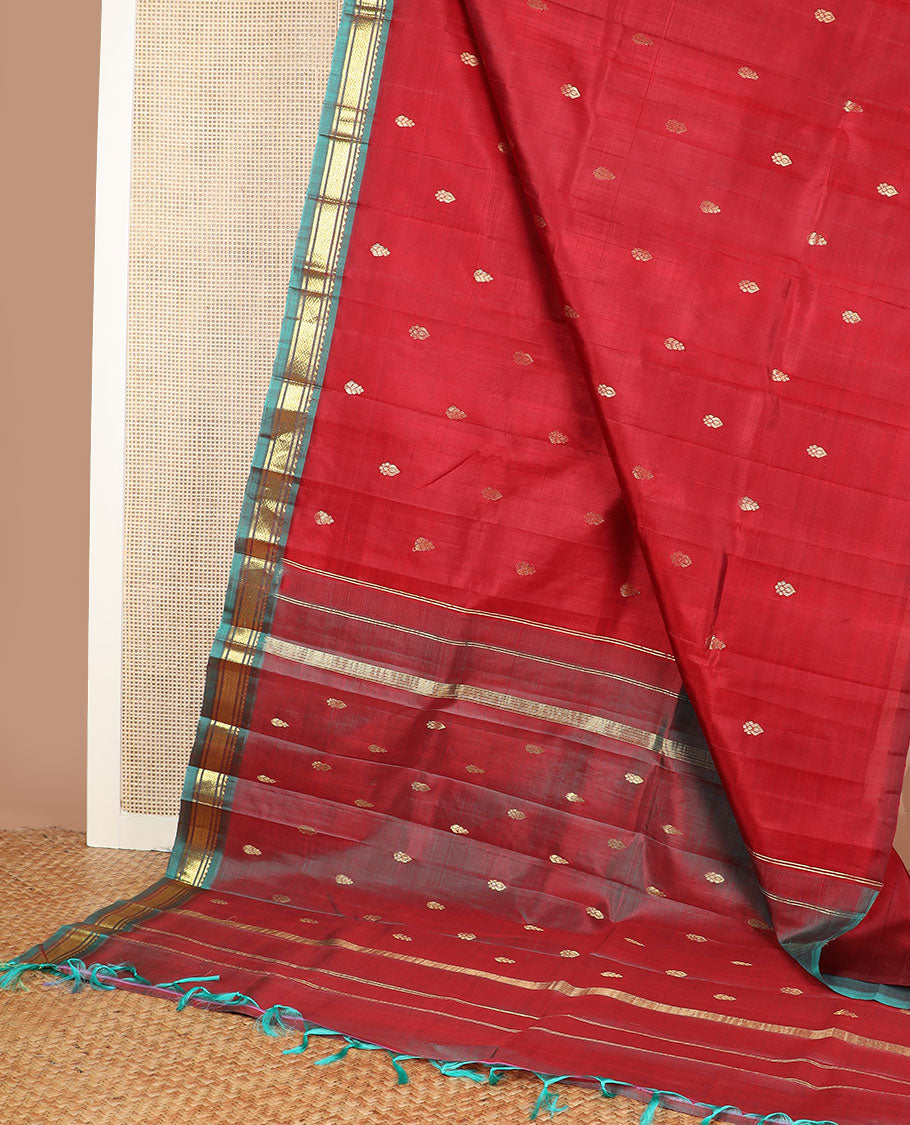 Red zari buttas kanchipuram silksaree, contrast one-sided border of thazampoo rekku & mayil kann design & zari design pallu