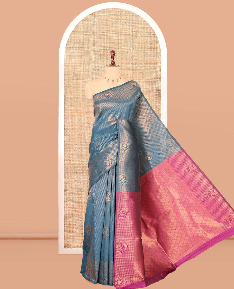 Blue Art Kanchi Silk Saree, Adorned with Vaira Oosi and Zari Buttas, a Traditional Zari Border, Contrast Jaal Pallu, and a Contrast Blouse