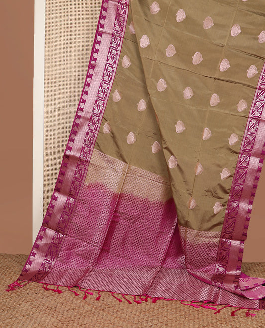 Grey zari buttas silk saree, contrast traditional zari border, and jaal pallu
