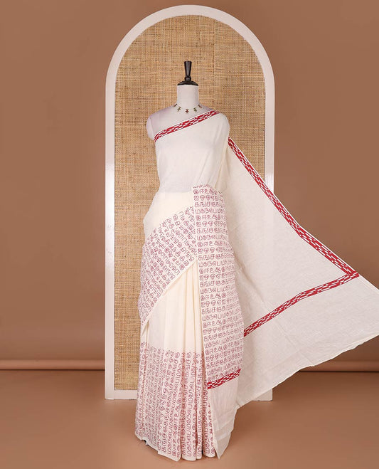 Borderless half-white and red Tamil letters printed Sungudi cotton saree with contrast Tamil letters printed blouse