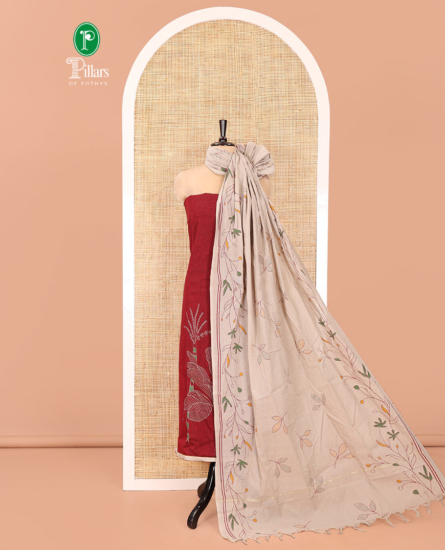 Maroon Handloom Cotton Material Chudidar Set, Beautified with Floral Design Print On Its Top, Complemented by Contrast Bottom, and Paired with a Contrast Floral Printed Dupatta