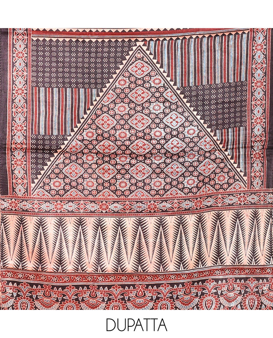 Onion Pink Material Chudidar Set