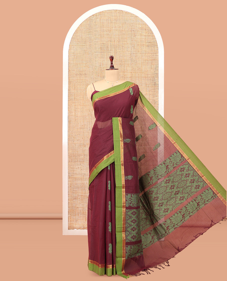 Brown Kanchi Cotton Saree, Woven with Thread Buttas, a Contrast Border, Intricate Pallu, and a Matching Blouse