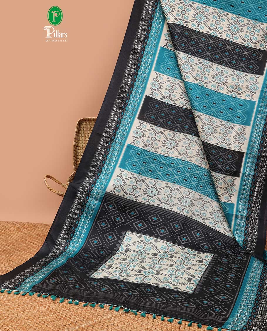 Cream with green odisha design khadhi silk saree with contrast self print blouse