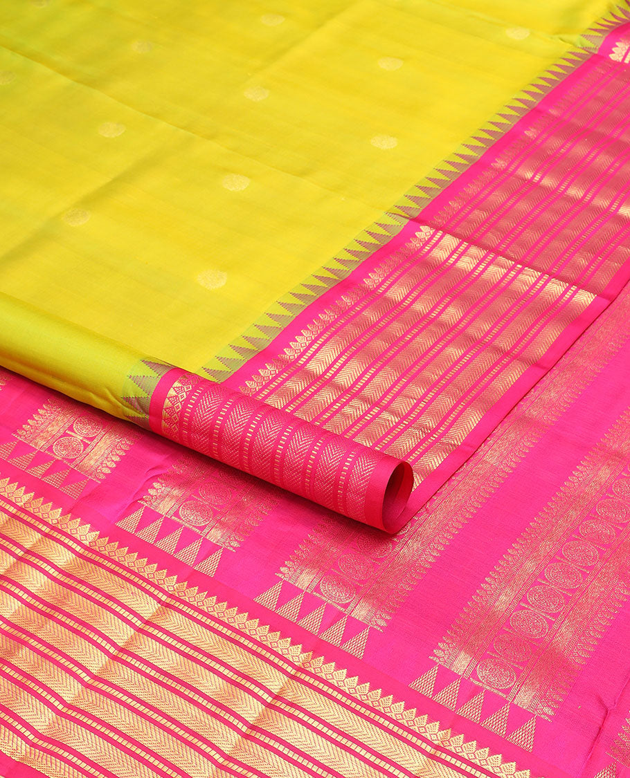 Light green buttas nine yards silk saree with contrast traditional zari design border & intricate zari design pallu
