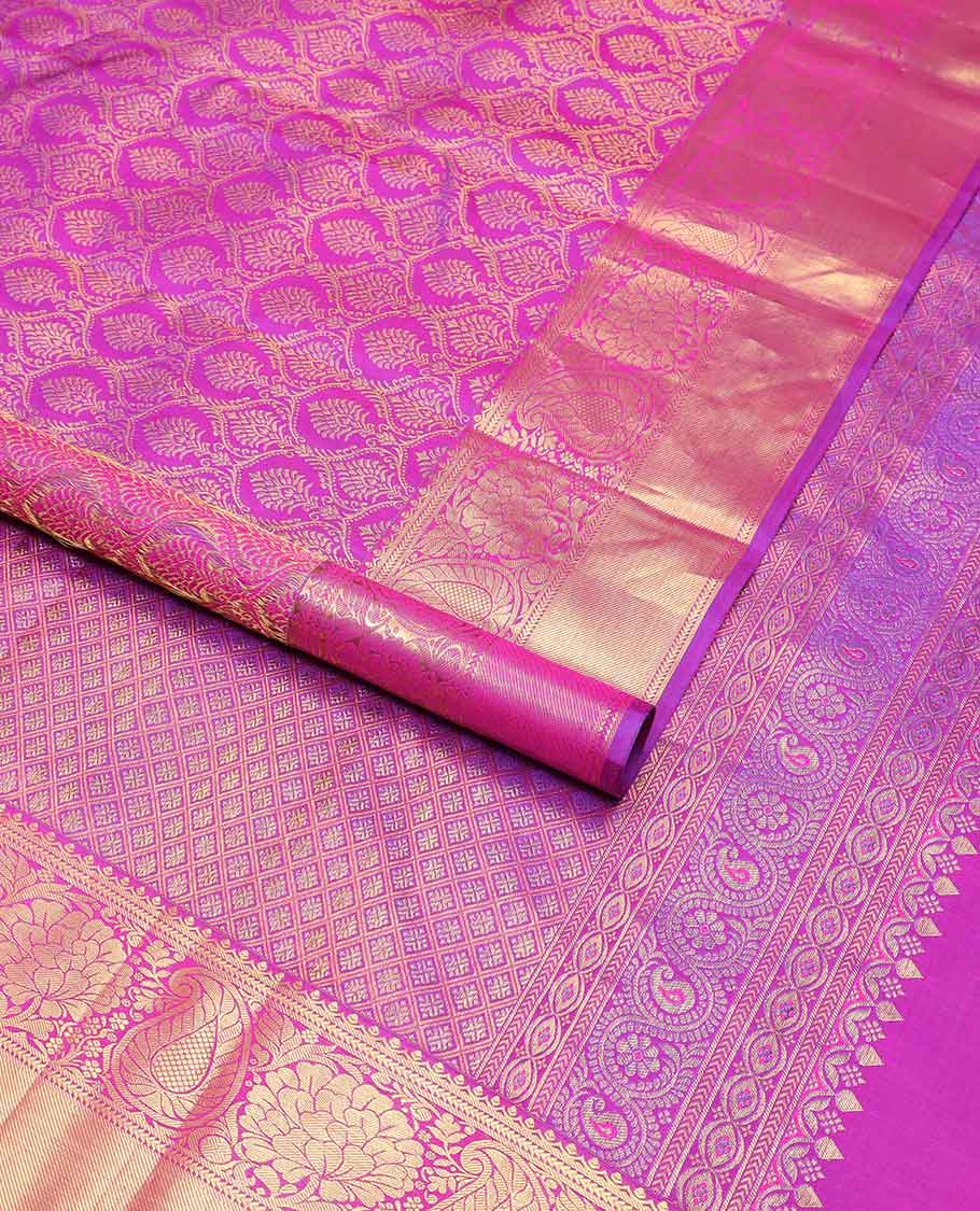 Pink floral jacquard silk saree with self zari border of thilakam mokku, kathir, banaras design & zari design pallu