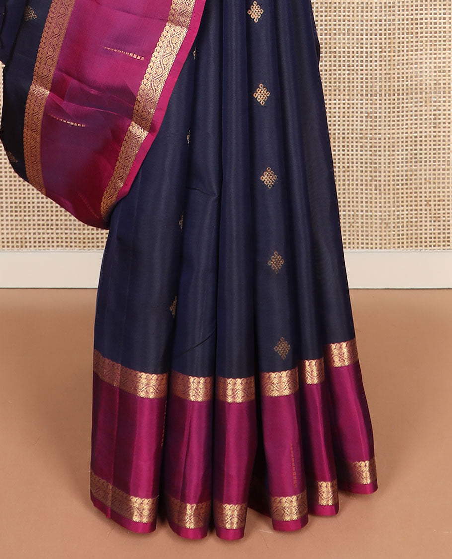 Blue kolam buttas vasundhara silk mix saree, contrast butta enclosed jaal pallu & rettai pettu border of manga, muthu, kathir & kodi visiry