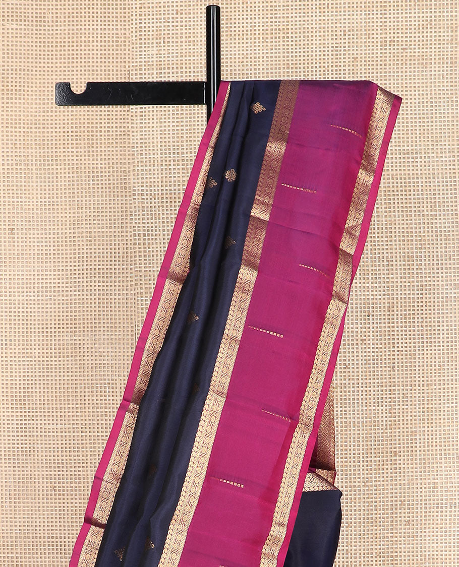 Blue kolam buttas vasundhara silk mix saree, contrast butta enclosed jaal pallu & rettai pettu border of manga, muthu, kathir & kodi visiry
