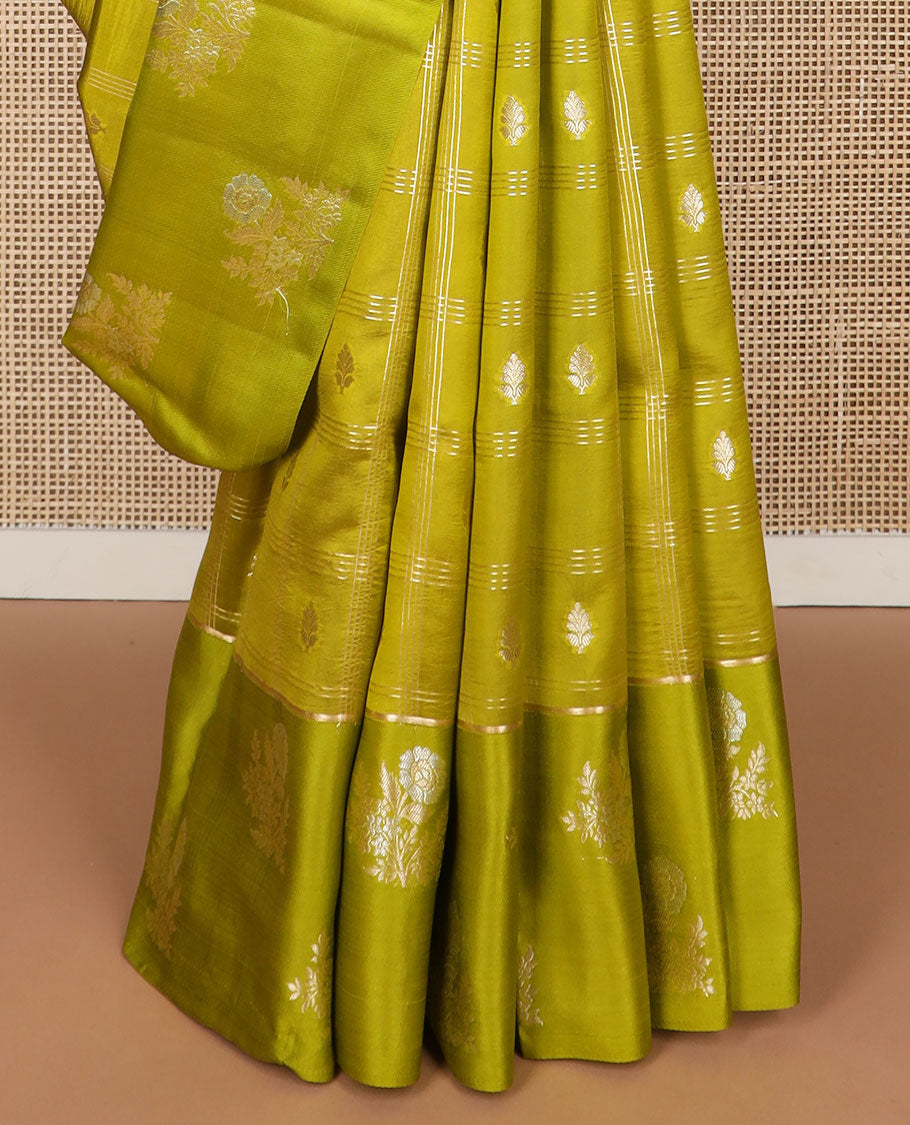 Green checkered, floral motifs raw mango silk saree with contrast floral design border & jaal design pallu