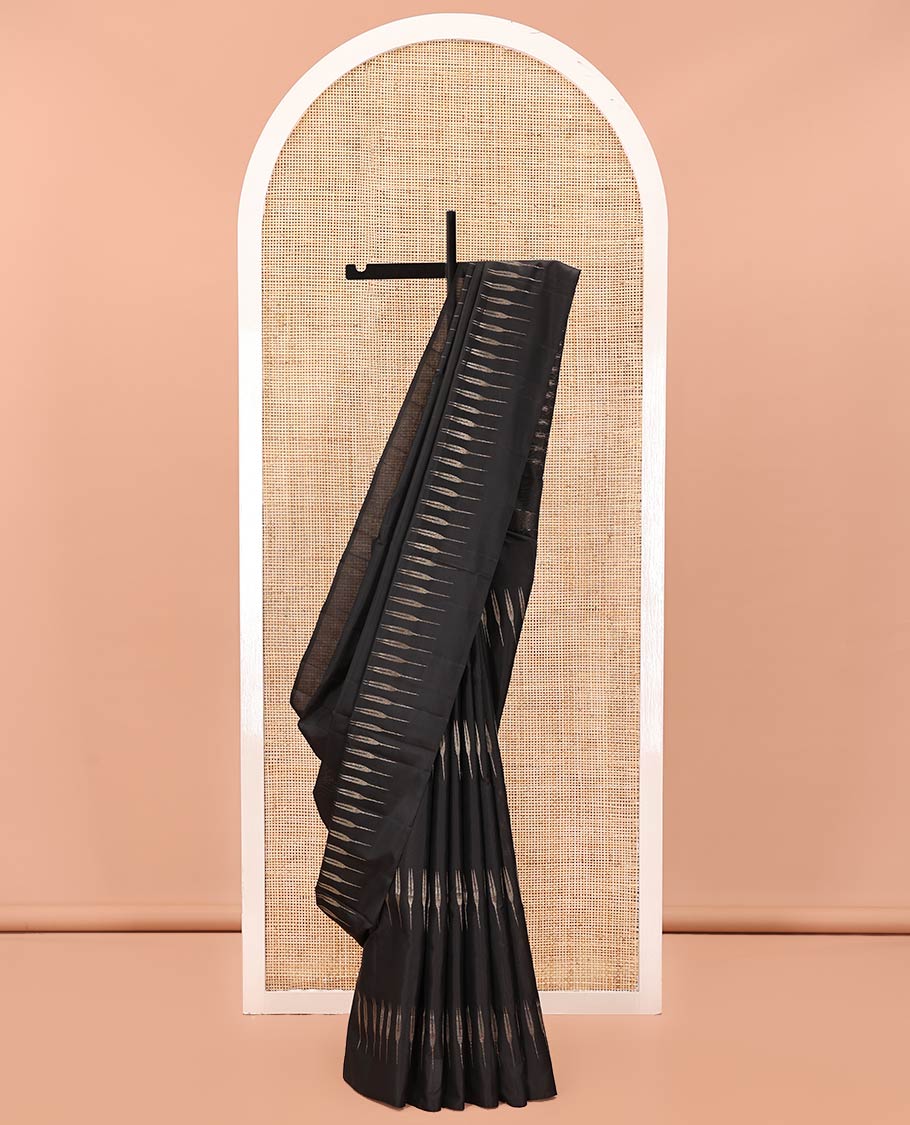 Borderless Black Mayuri Soft Silk Saree, Spotlighted with Zari Buttas All Over Its Body, Highlighted by Zari Pallu Steeped with Zari Buttas, and Paired with a Matching Blouse