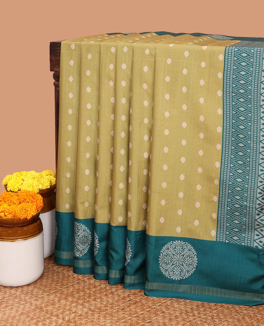 Green all-over small buttas katan silk saree with contrast double side bentex border & weaving heavy rich pallu along with contrast printed blouse