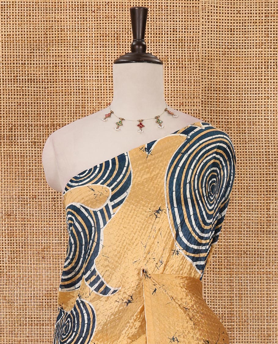 Borderless yellow abstract-geometric printed crushed litchi saree, printed pallu & running blouse