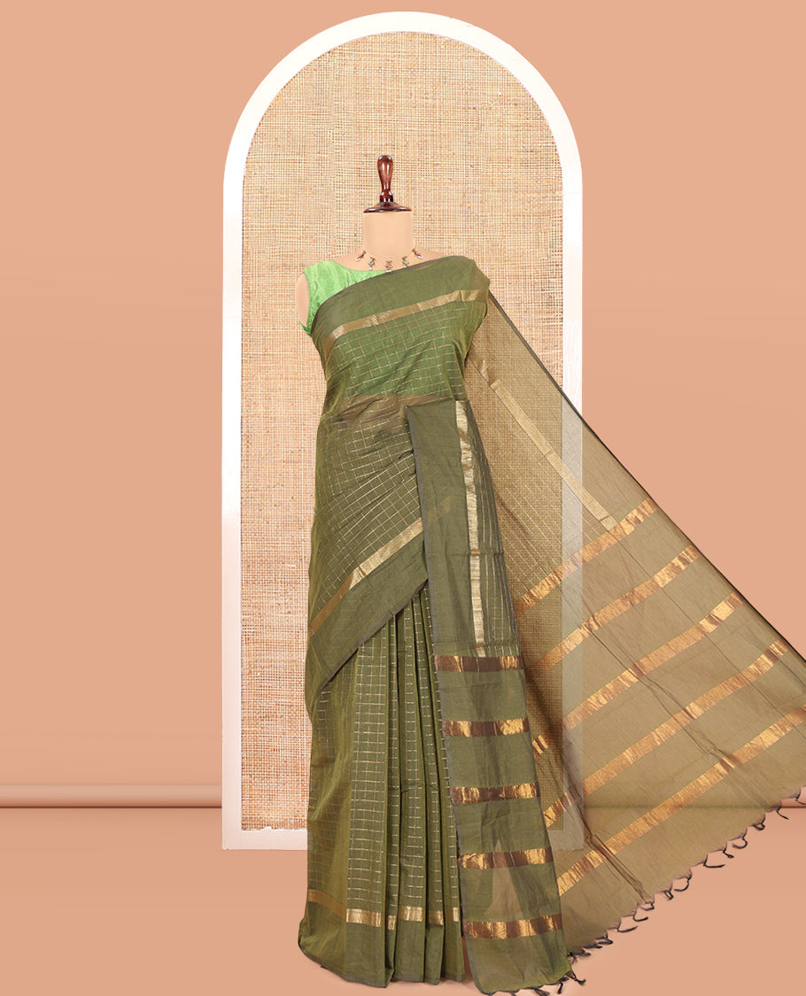 Green Chettinad Cotton Saree, Embellished with Checks, a Kaal Eragina Border, Striped Pallu, a Matching Blouse