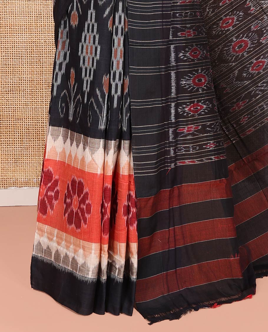 Multi-Color Odisha Cotton Saree, Embellished with Floral, Temple and Geometric Designs on Its Body, Complemented by a Contrast Plain Border, Pallu of Ikkat Weave, and Comes Without a Blouse