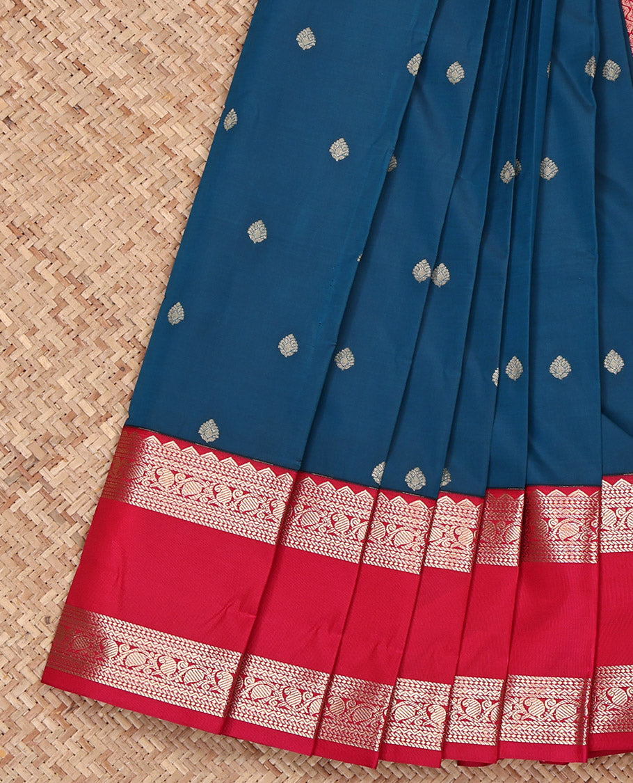 Blue Budget Silk Saree, Beautified with Zari Buttas on Its Body, Complemented by a Contrast Traditional Zari Design Rettai Pettu Border, Grand Jaal Pallu, and Paired with a Contrast Blouse