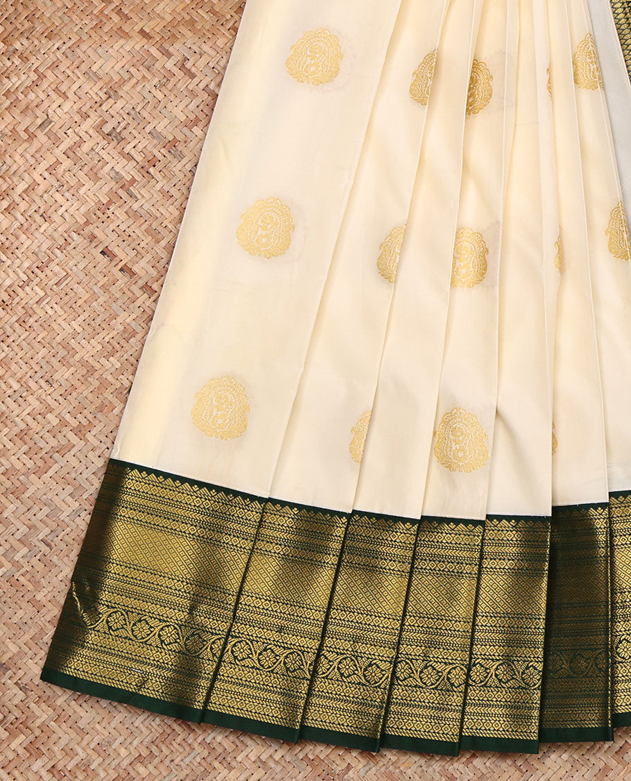 Cream Budget Silk Saree, Enthralled with Zari Buttas, Complemented by a Contrast Traditional Zari Border, Pallu of Jaal Designs, and a Contrast Blouse