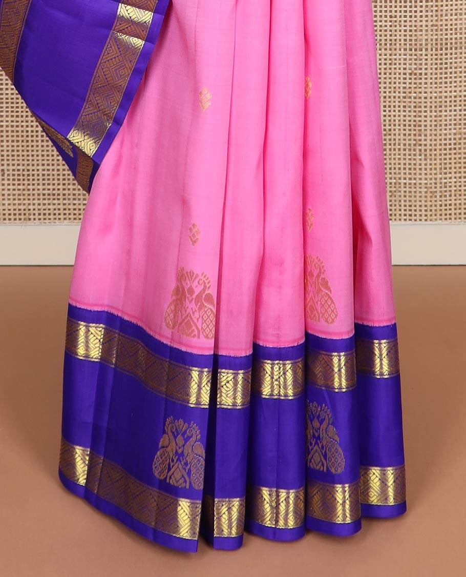 Pink zari buttas kanchipuram silk saree, contrast one-sided korvai border of diamond & mayil designs & floral-paisley design pallu