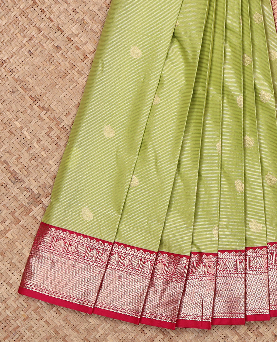 Green Budget Silk Saree, Sparsely Threaded with Zari Buttas and Checks, Complemented by a Contrast Traditional Zari Border, Grand Pallu, and a Contrast Blouse