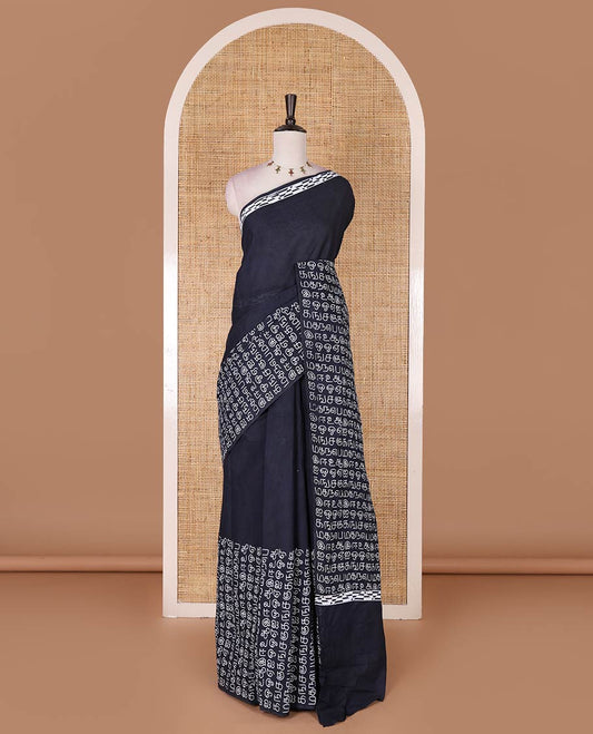 Borderless black Tamil letters printed Sungudi cotton saree with contrast Tamil letters printed blouse