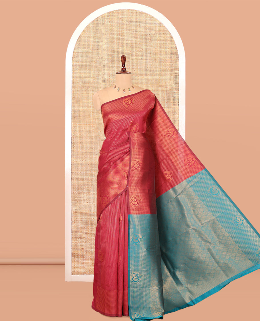 Maroon Art Kanchi Silk Saree, Adorned with Vaira Oosi and Zari Buttas, a Traditional Zari Border, Contrast Jaal Pallu, and a Contrast Blouse