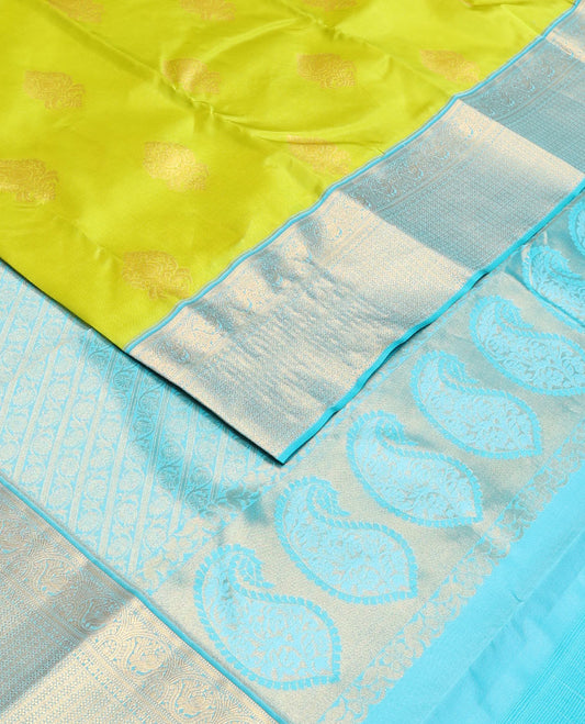 Green zari buttas Vasundhara silk mix saree, contrast traditional zari border & pallu features diagonal kodi visiry designs