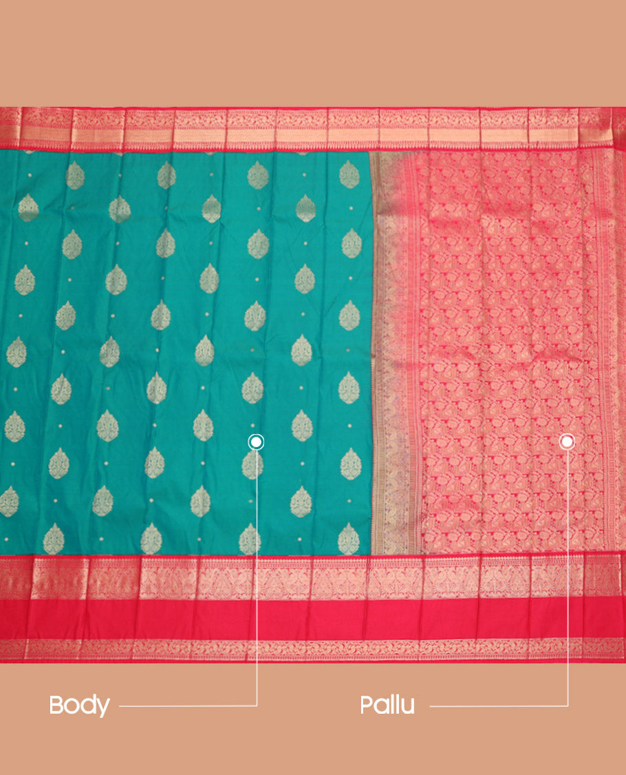 Green Budget Silk Saree, Adorned with Zari Buttas, Complemented by a Contrast Traditional Rettai Pettu Border, Grand Pallu, and a Contrast Blouse