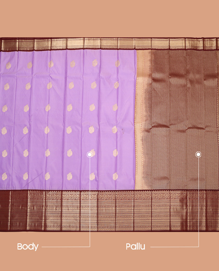 Lavender Budget Silk Saree, Graced with Zari Buttas, Complemented by a Contrast Traditional Zari Border, Grand Jaal Pallu, and Contrast Blouse