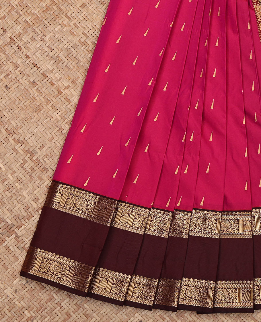 Pink Budget Silk Saree, Highlighted with Temple Buttas, Complemented by Contrast Traditional Rettai Pettu Border, Grand Pallu and a Contrast Blouse