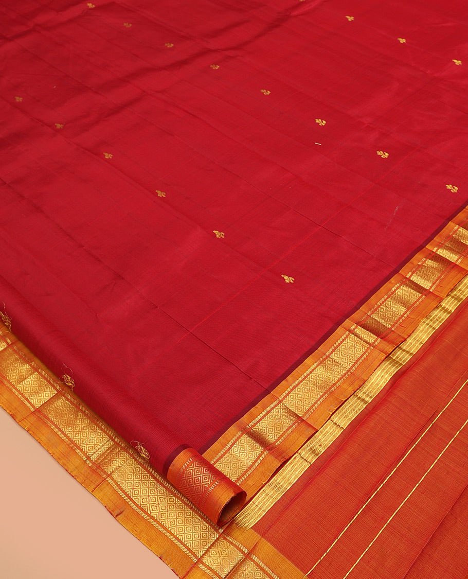 Red Kanchipuram Silk Saree, Woven with Buttas, Complemented by a Contrast Border of Banaras, and Jaal Design, Zari Design Pallu, and No Blouse