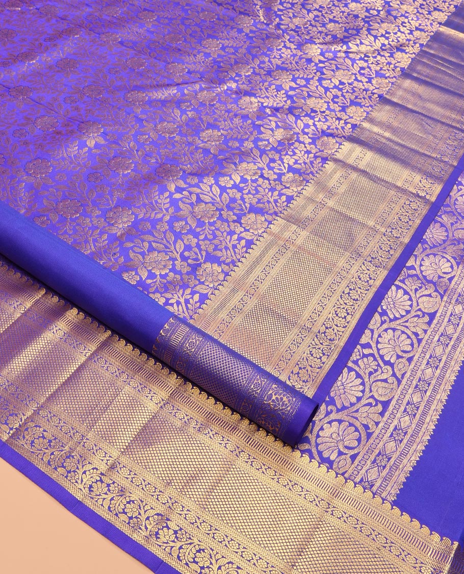 Blue Kanchipuram Wedding Silk Saree, Gleamed Up with Jacquard Design, Zari Border of Manga, Kathir, Banaras, Kodi Visiry, and Kuyil Kann, Grand Pallu, and Matching Blouse