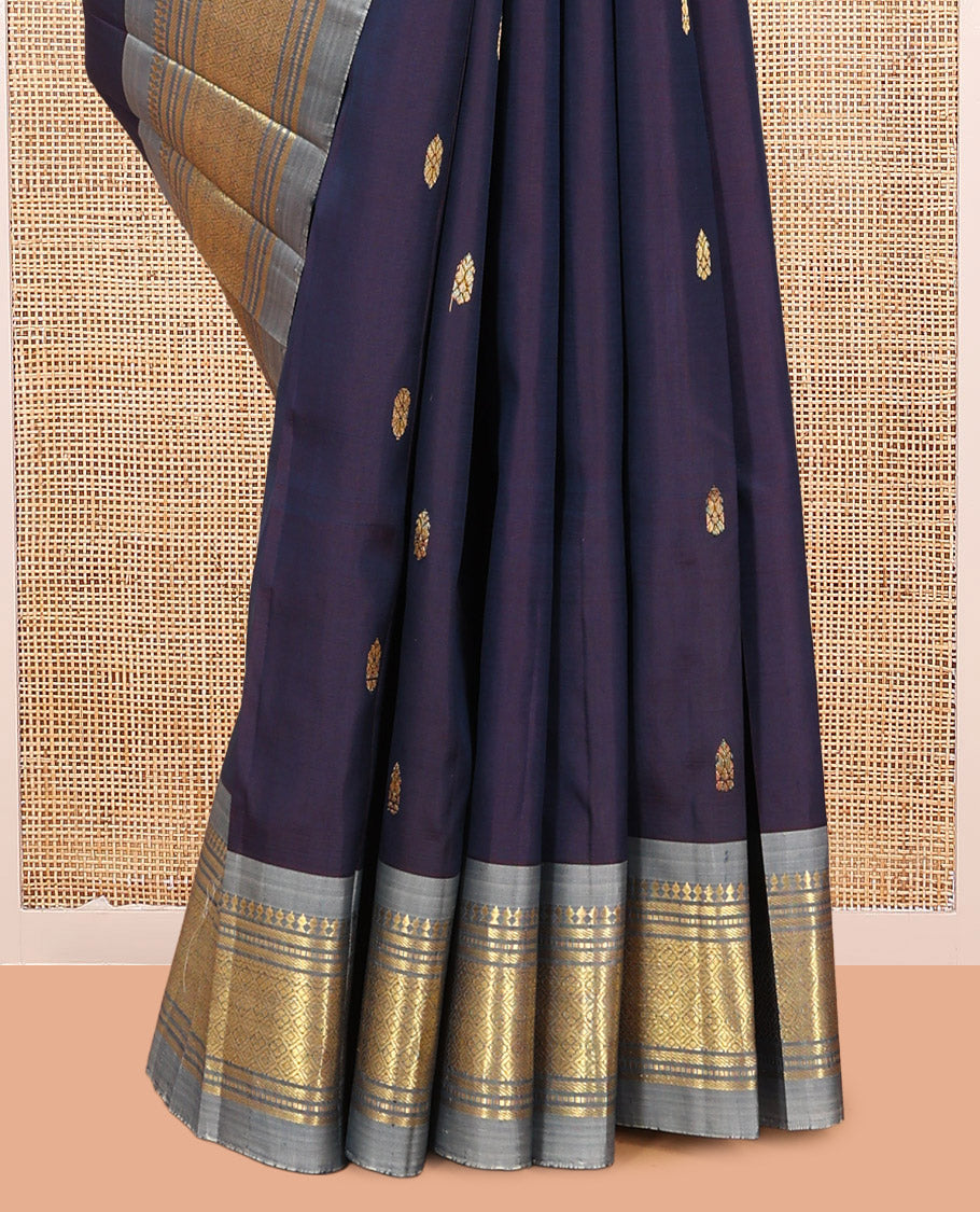 Blue Kanchipuram Silk Saree, Woven with Zari Buttas, Complemented by a Contrast Border of Panner Sombu, Banaras, Muthu, and Jaal Design, Zari Design Pallu, and No Blouse