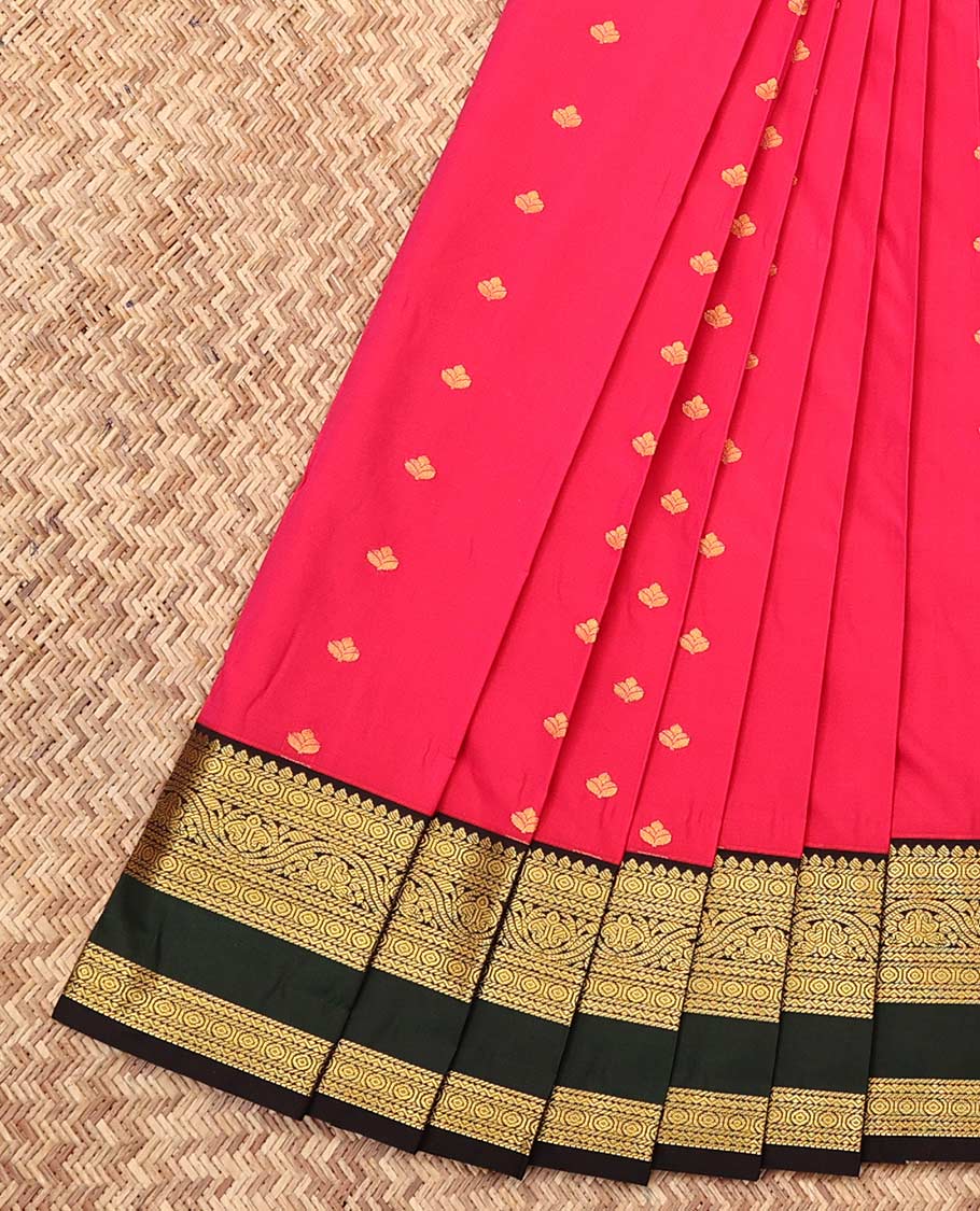 Pink Budget Silk Saree, Woven with Zari Buttas, Complemented by a Contrast Traditional Zari Rettai Pettu Border, Grand Pallu, and a Contrast Blouse