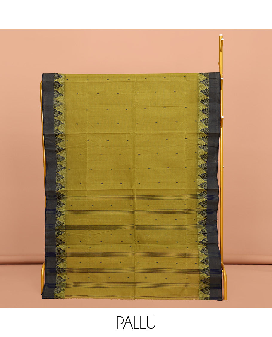 Green Plain Bengal Cotton Saree, Complemented by a Contrast Temple Design Border, Pallu of Buttas and Stripes, and Paired with a Matching Blouse