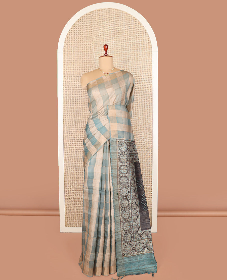 Borderless multi-color checked tussar saree, contrast intricately designed pallu